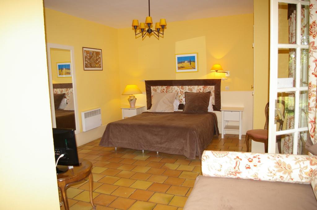 Le Cedre De Soyons Hotel Стая снимка